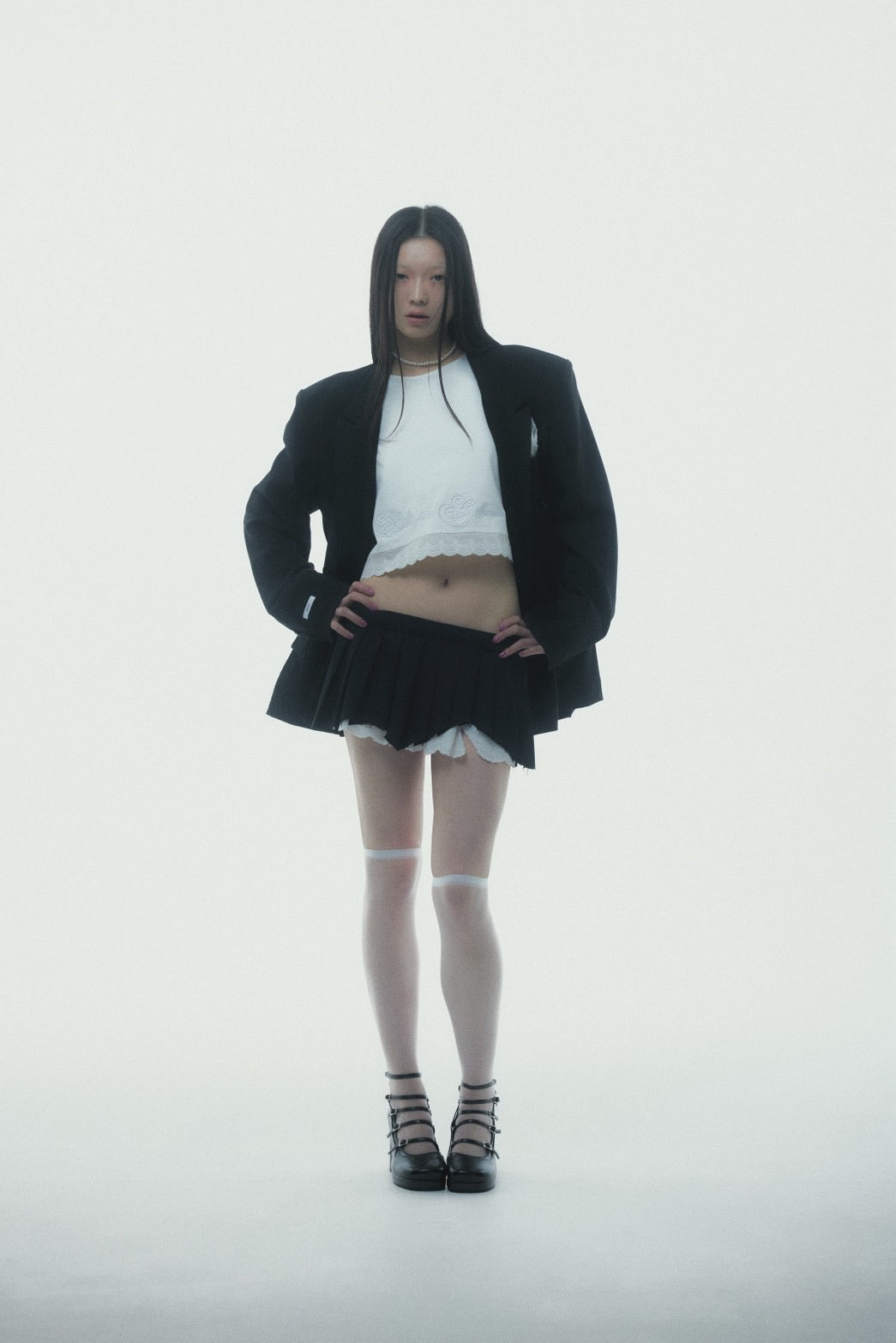 【5月中旬】Destroyed Micro Mini Skirt (Black)