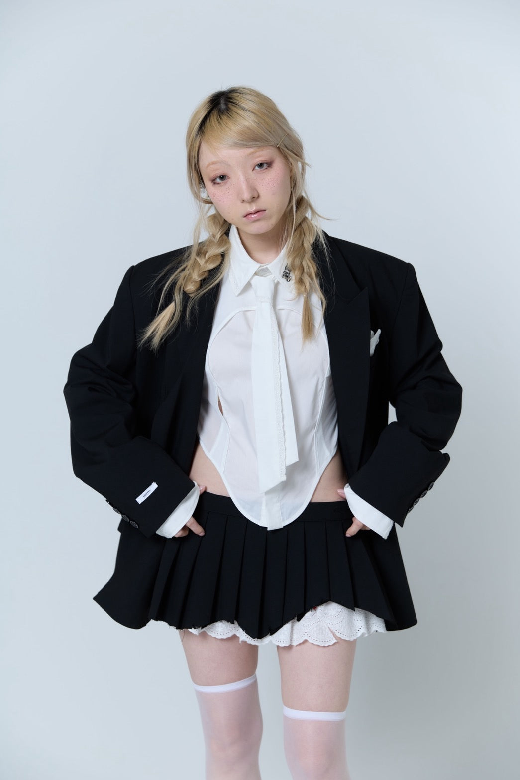【5月中旬】Destroyed Micro Mini Skirt (Black)
