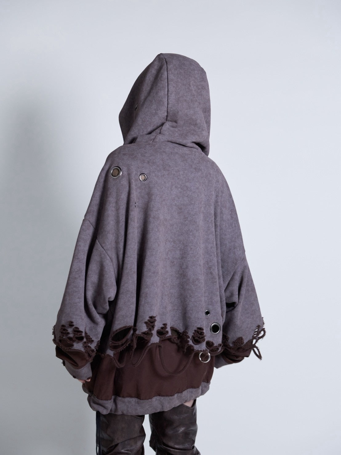 【9月下旬】Carabiner Hoodie(Brown)