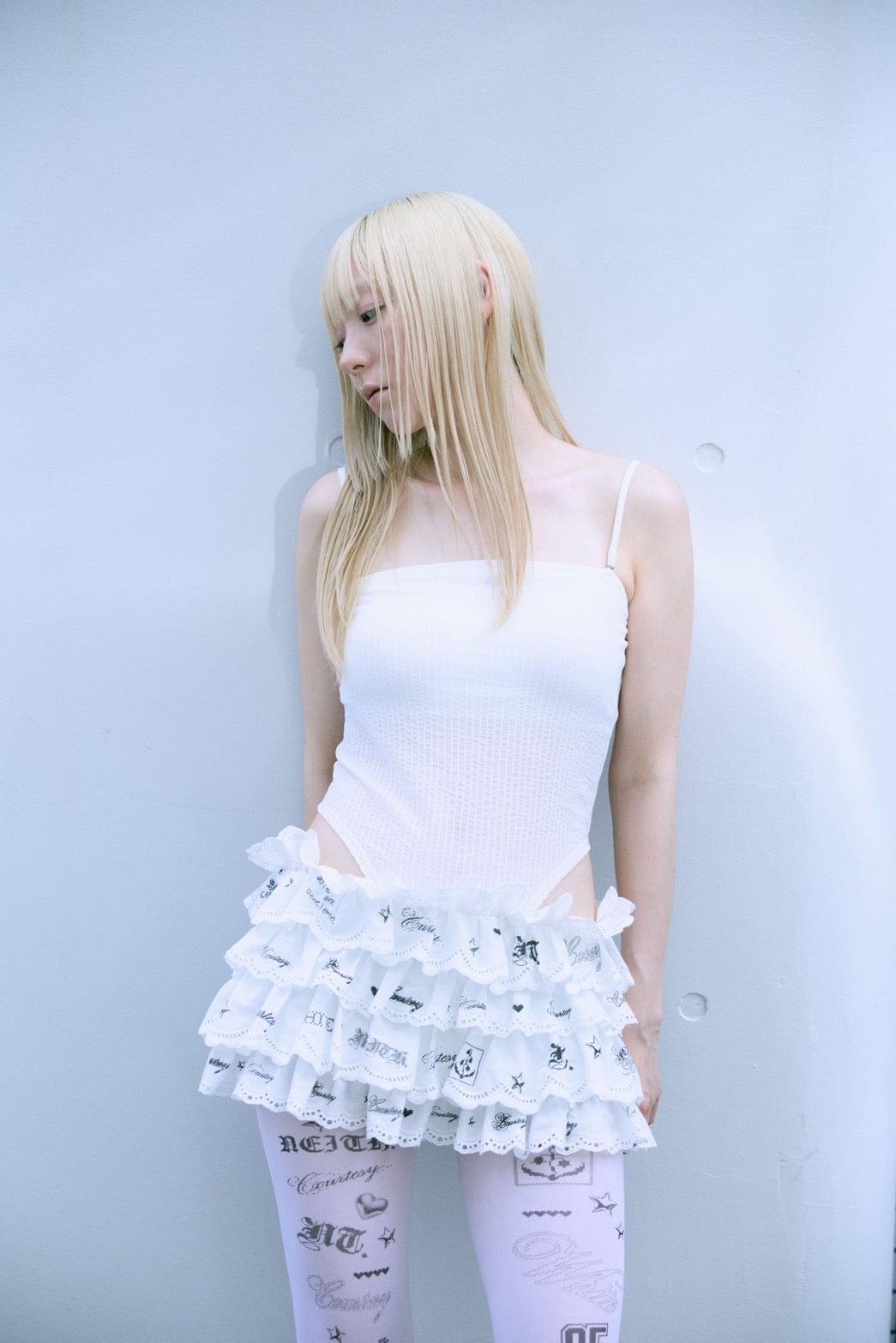 スカート neith. Courtesy Fragment Logo Tops Courtesy Fragment Logo Tops – neith.onlinestore