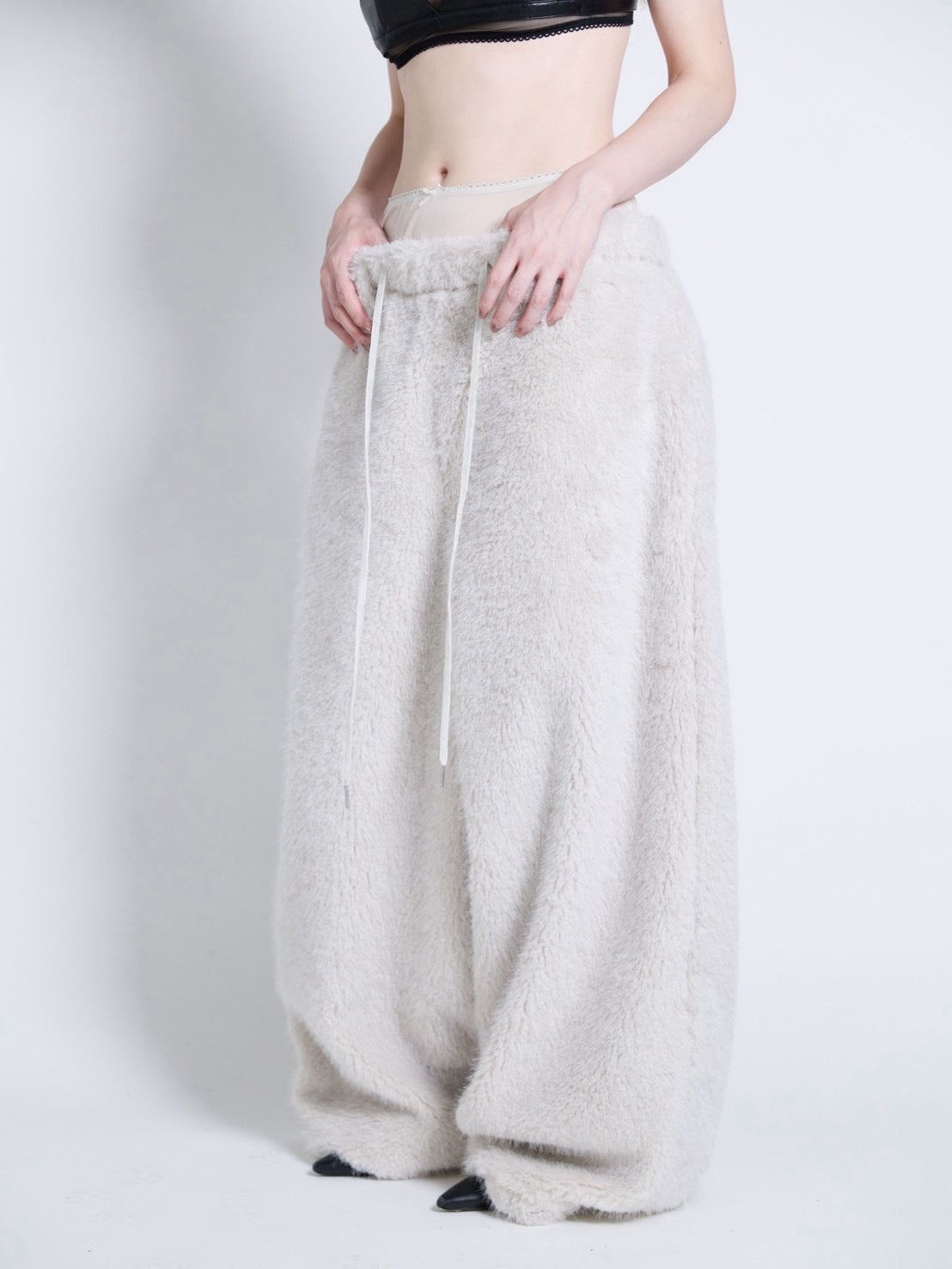 【9月下旬】Monster Pants(Ivory)