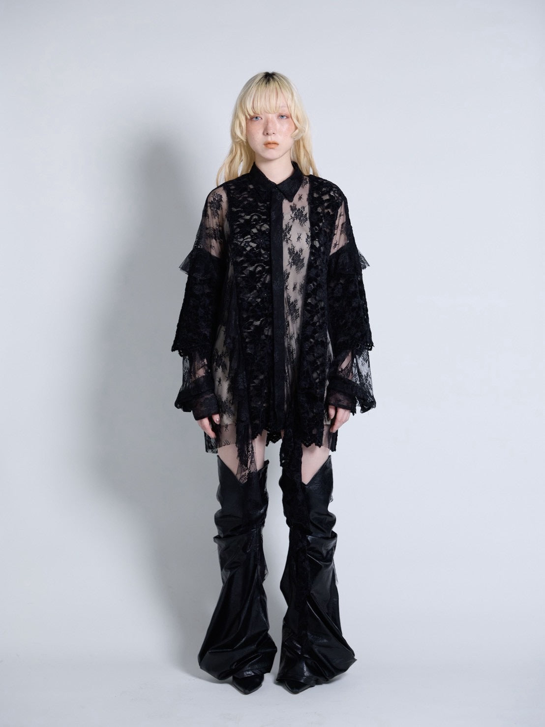 Flocky Lace Ruffle Shirts (Black)