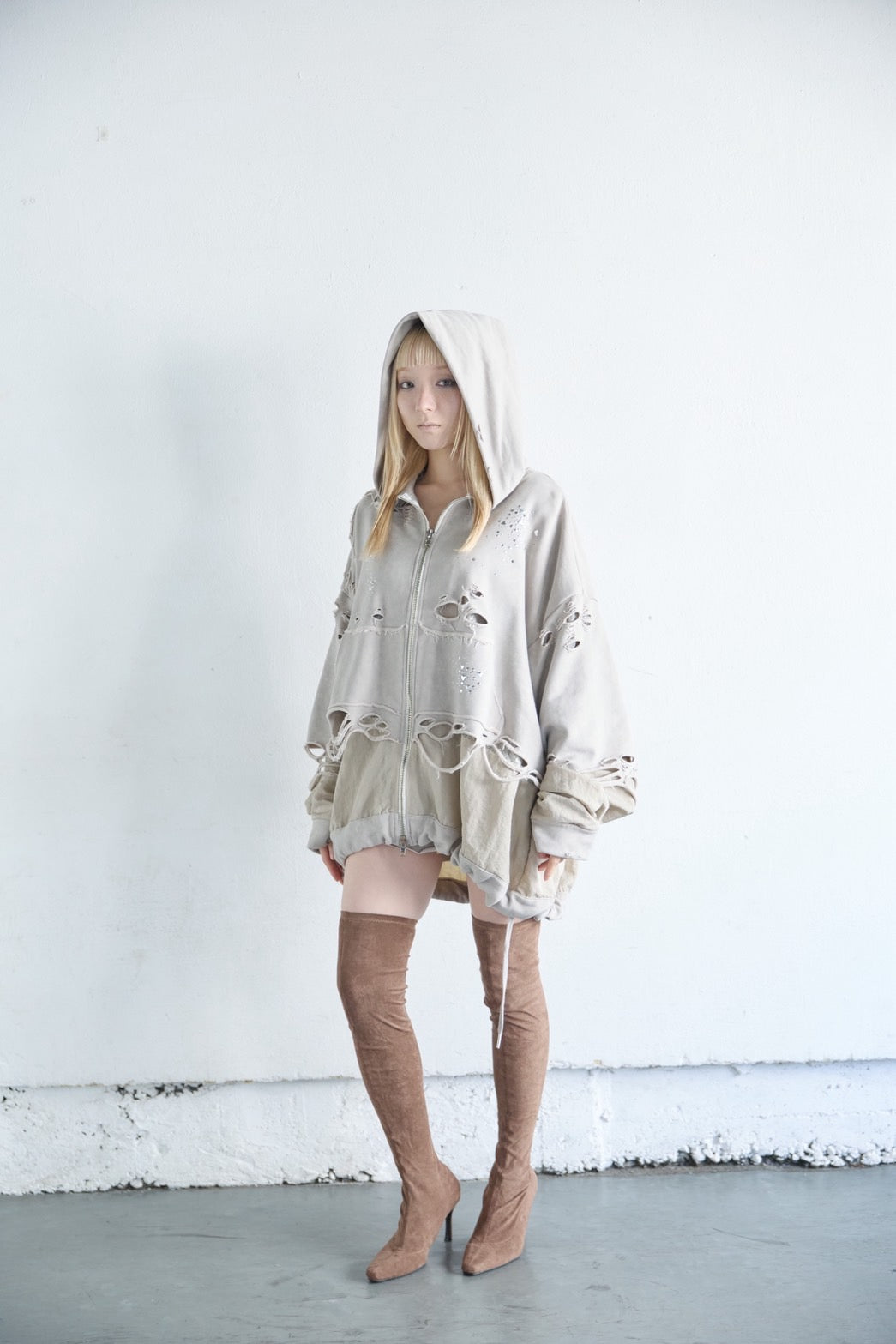 Meteor Crush Hoodie(Beige)