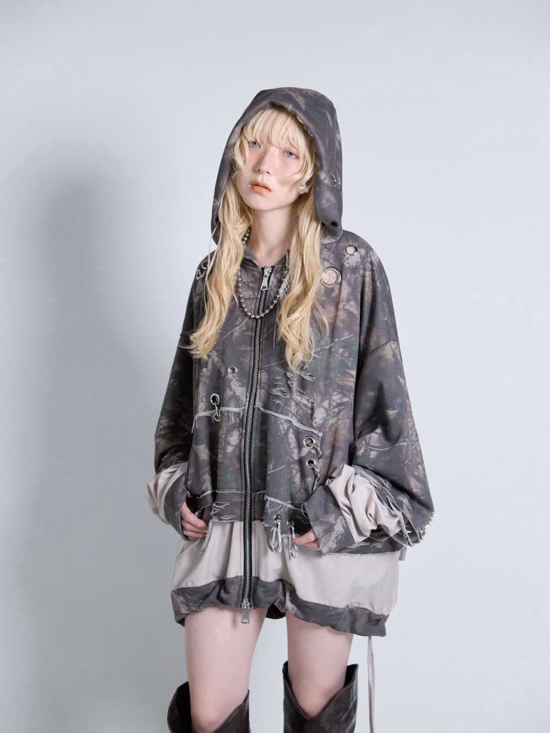 【9月下旬】Carabiner Hoodie(Tree) ＜店頭予約＞