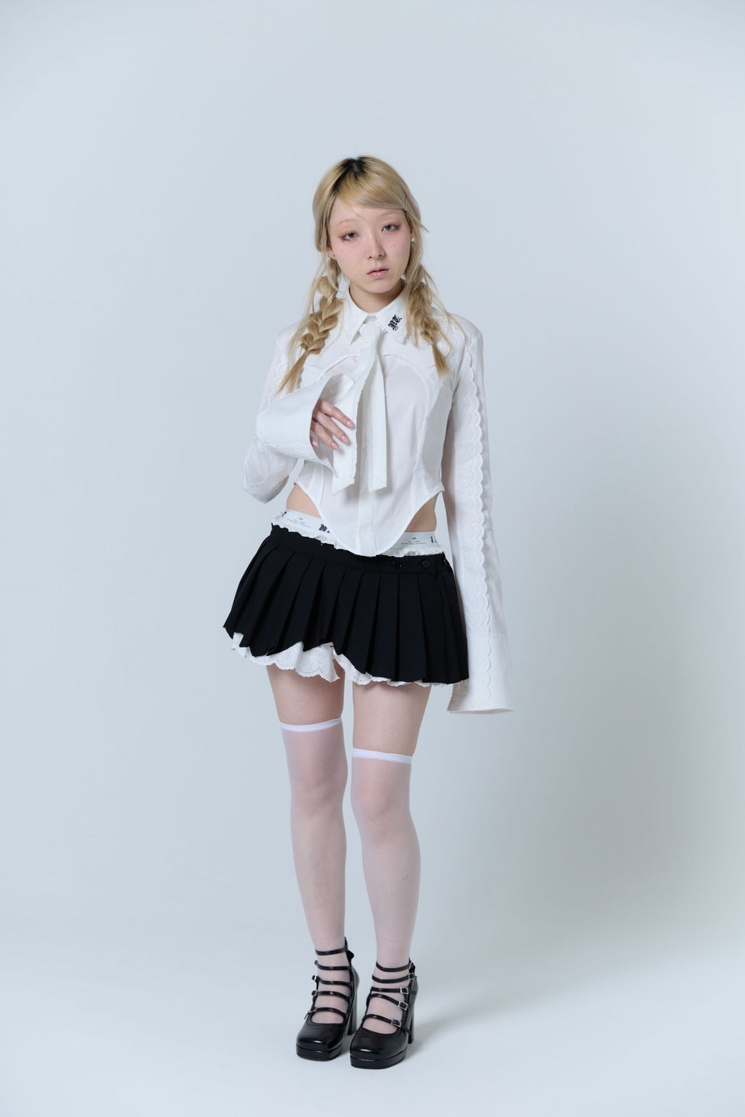 【5月中旬】Destroyed Micro Mini Skirt (Black)
