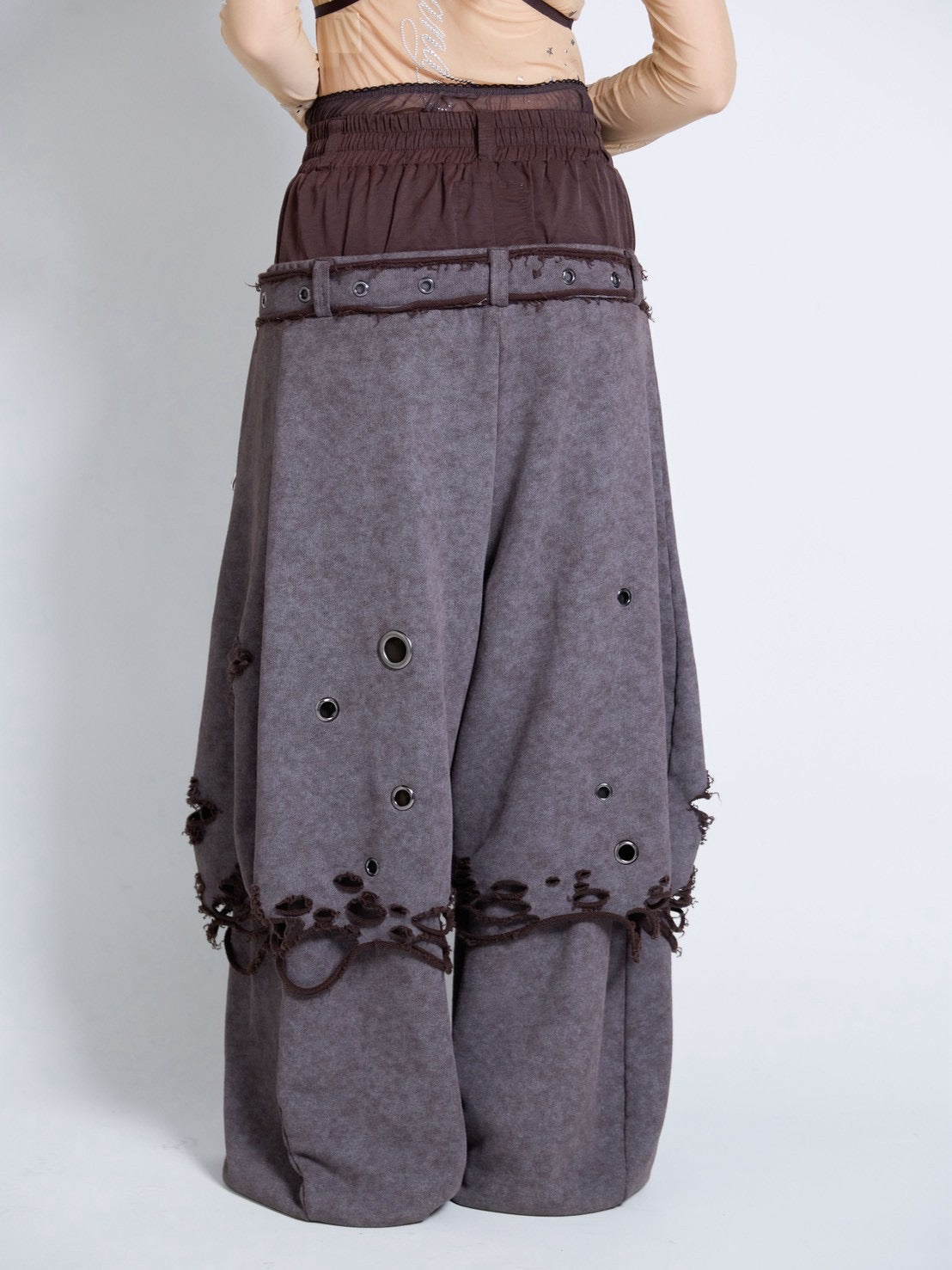 【9月下旬】Carabiner Sweat Pants(Brown) ＜店頭予約＞