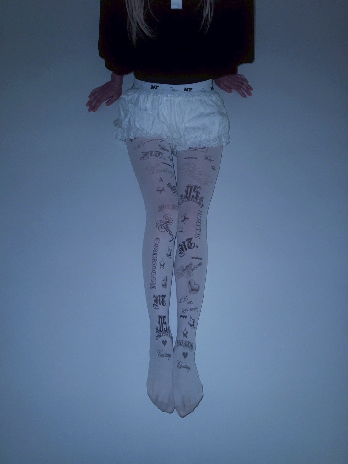Courtesy Fragment Logo Tights – neith.onlinestore