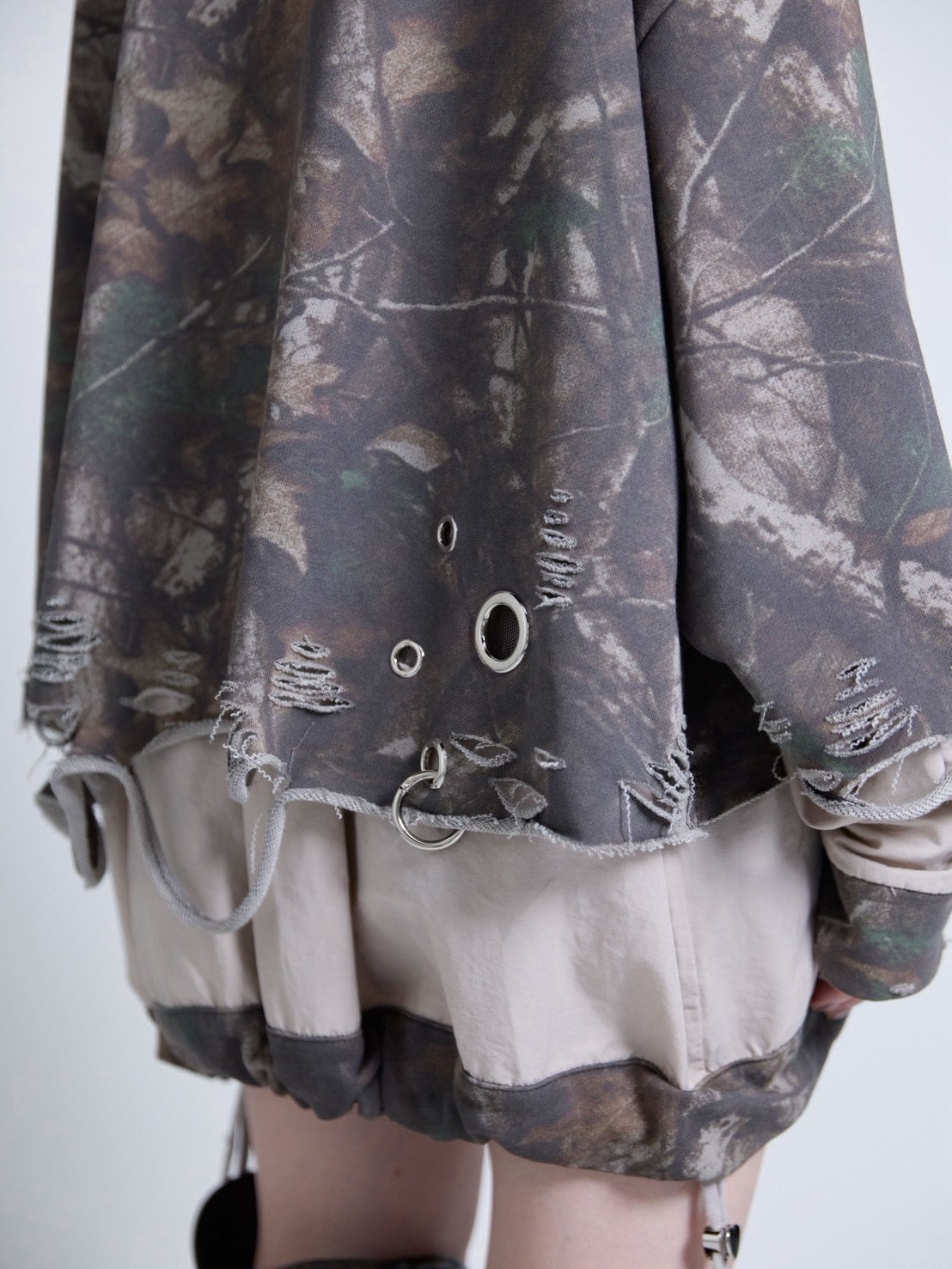 【9月下旬】Carabiner Hoodie(Tree) ＜店頭予約＞
