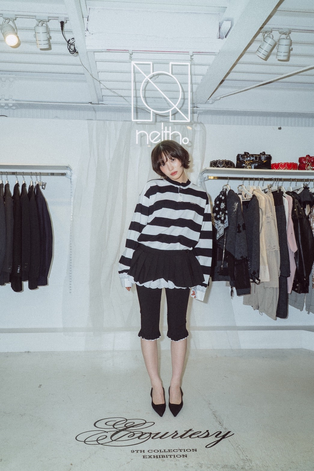 【5月中旬】Destroyed Micro Mini Skirt (Black)