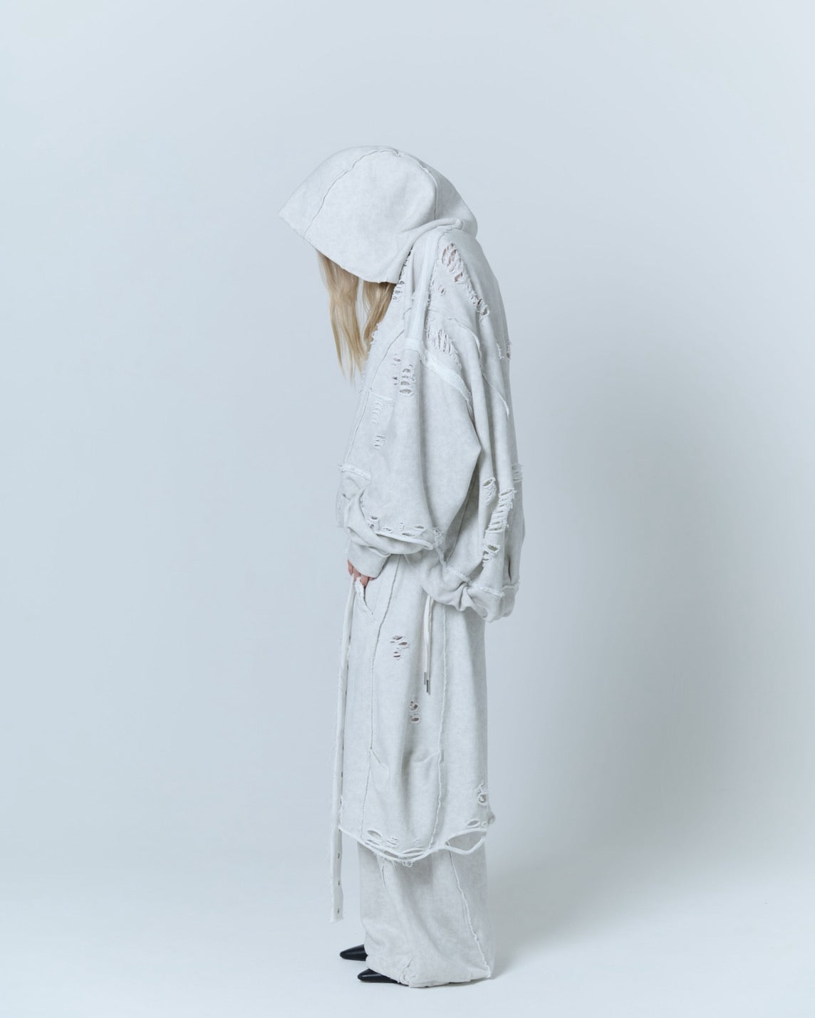 Destroyed Crush Hoodie (Powder Gray)