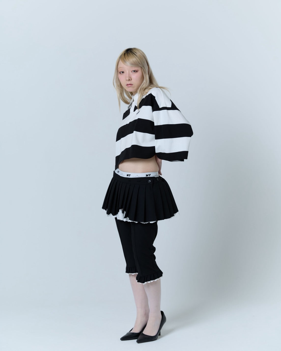 【5月中旬】Destroyed Micro Mini Skirt (Black)