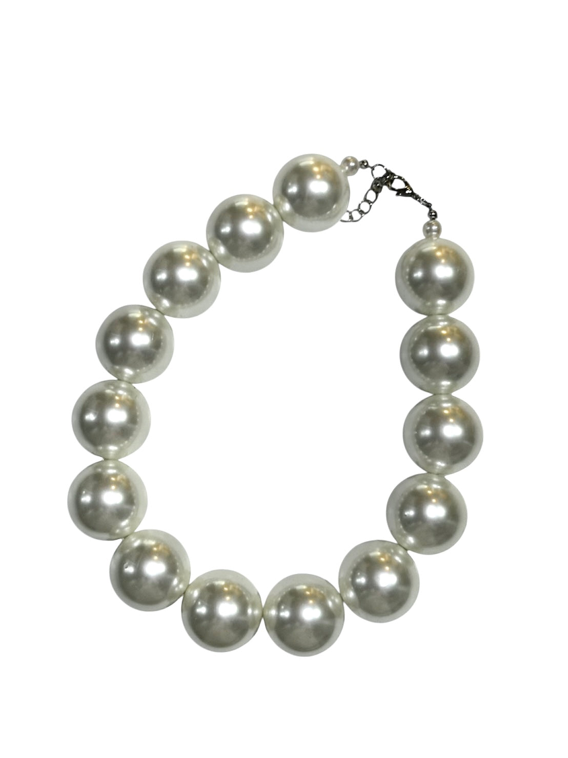 Big Pearl Necklace