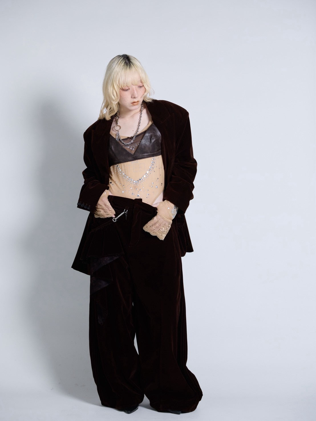 【9月下旬】Velvet Tailored Jacket(Brown）＜店頭予約＞