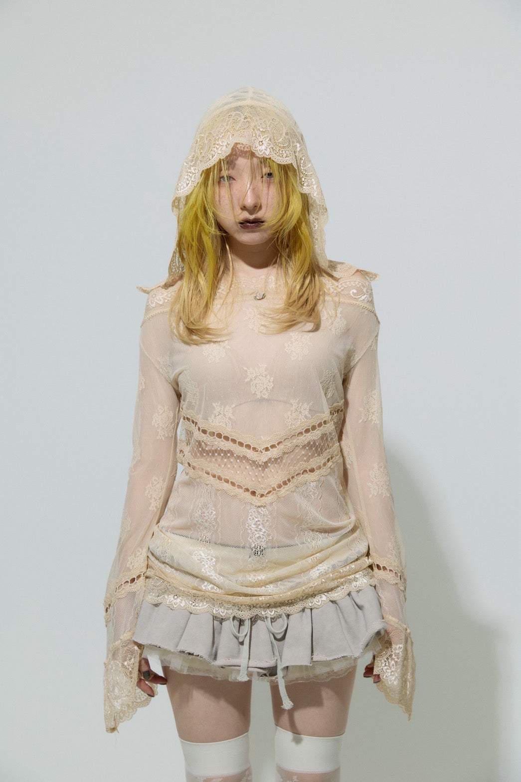 Veil off-shoulder Dress(Beige)