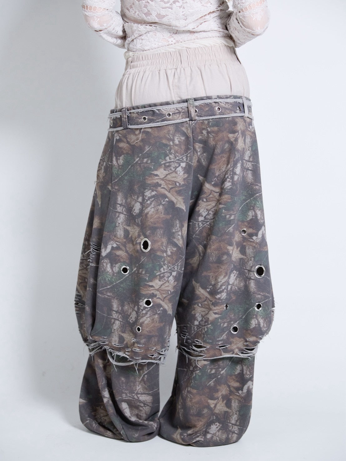 【9月下旬】Carabiner Sweat Pants(Tree) ＜店頭予約＞