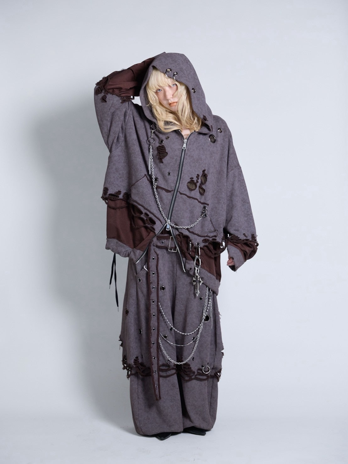 【9月下旬】Carabiner Sweat Pants(Brown) ＜店頭予約＞