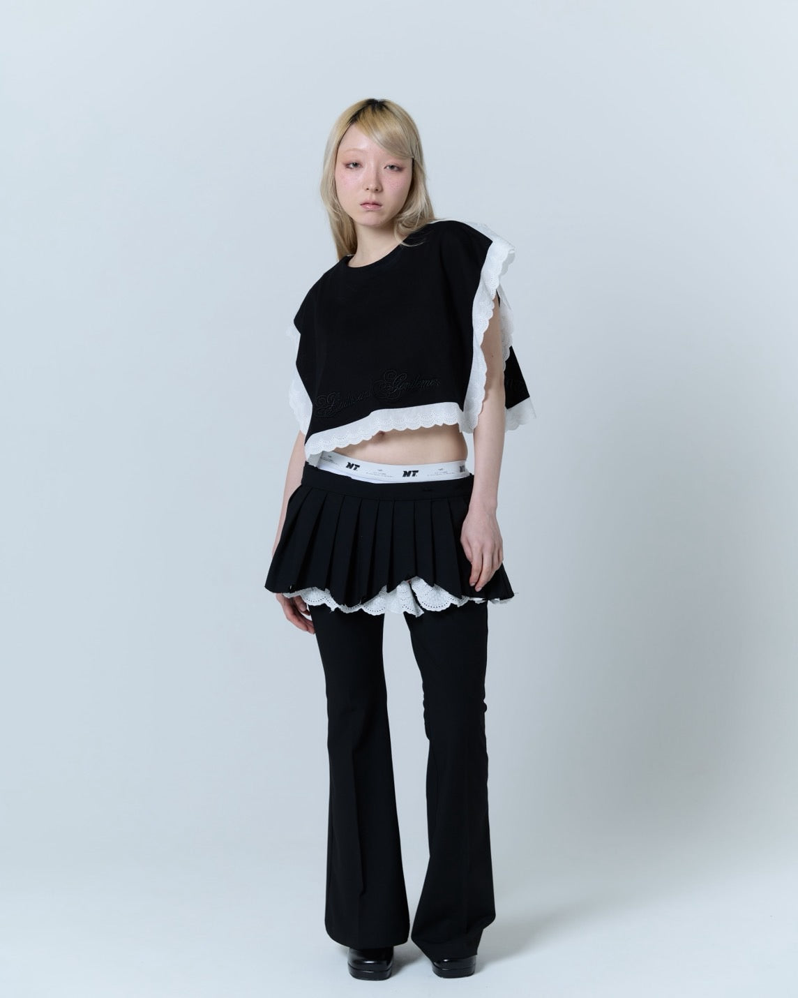 【5月中旬】Destroyed Micro Mini Skirt (Black)