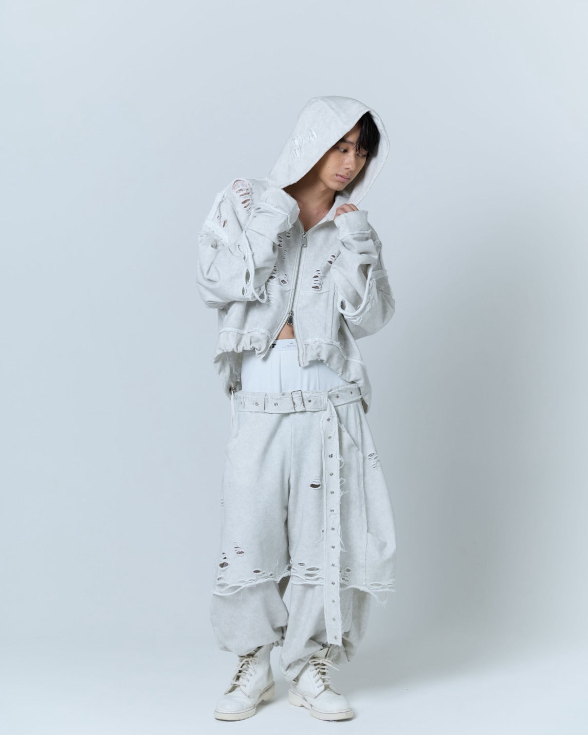 Boxer Destroyed Sweat Pants (Powder Gray)