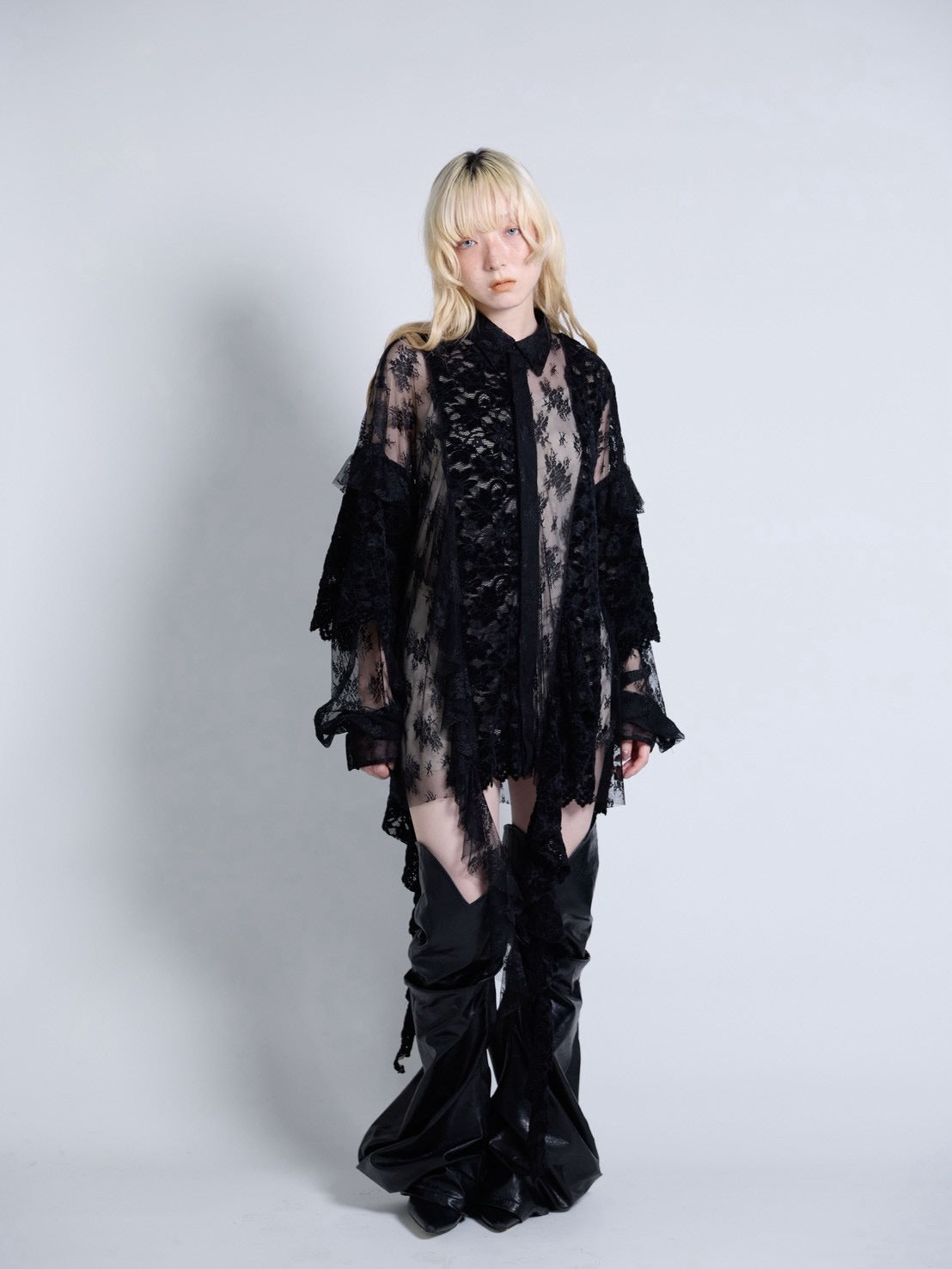 Flocky Lace Ruffle Shirts (Black)