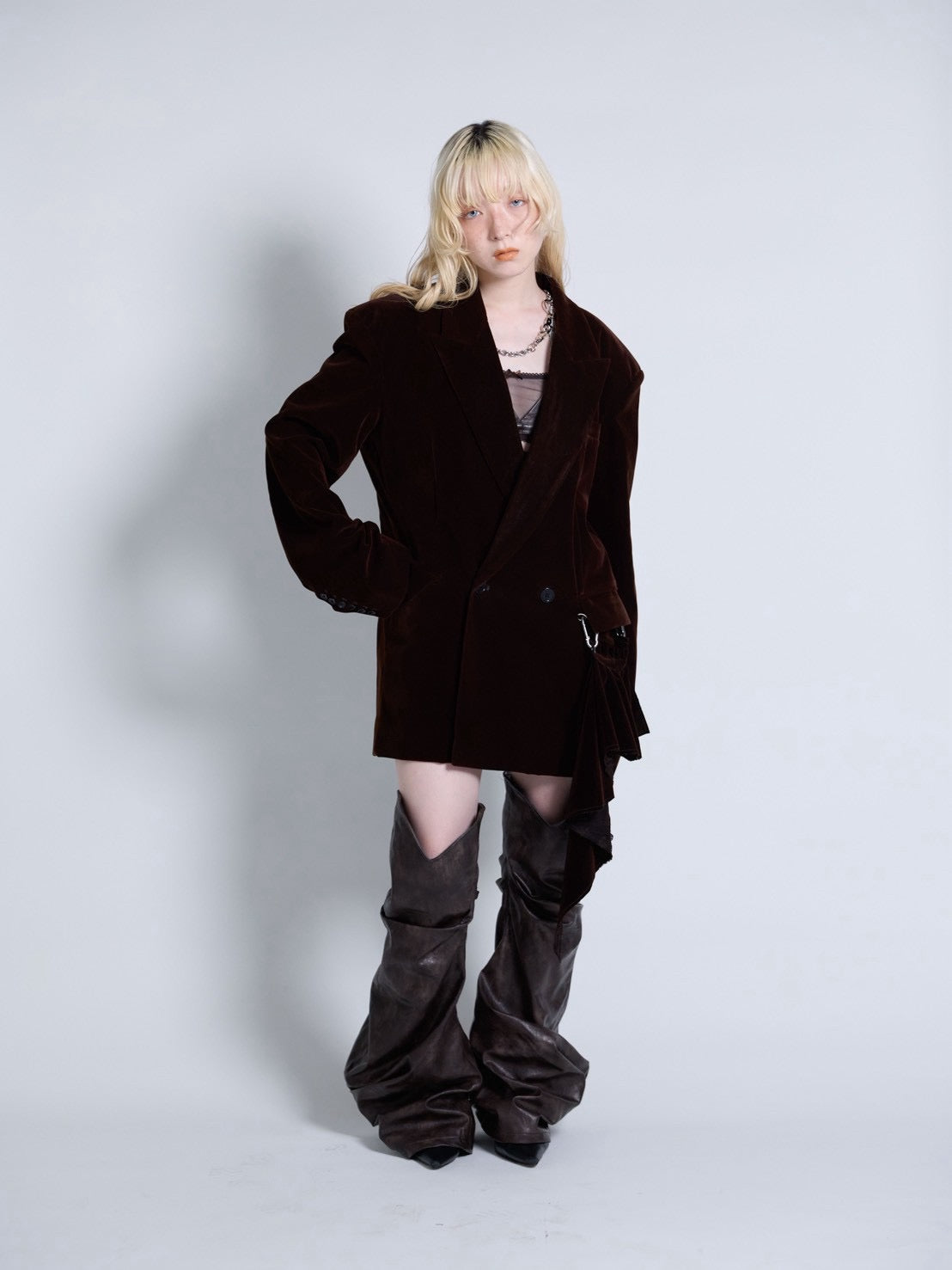 【9月下旬】Velvet Tailored Jacket(Brown）＜店頭予約＞