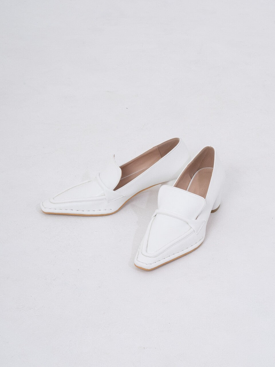 Pointed Loafer (White)