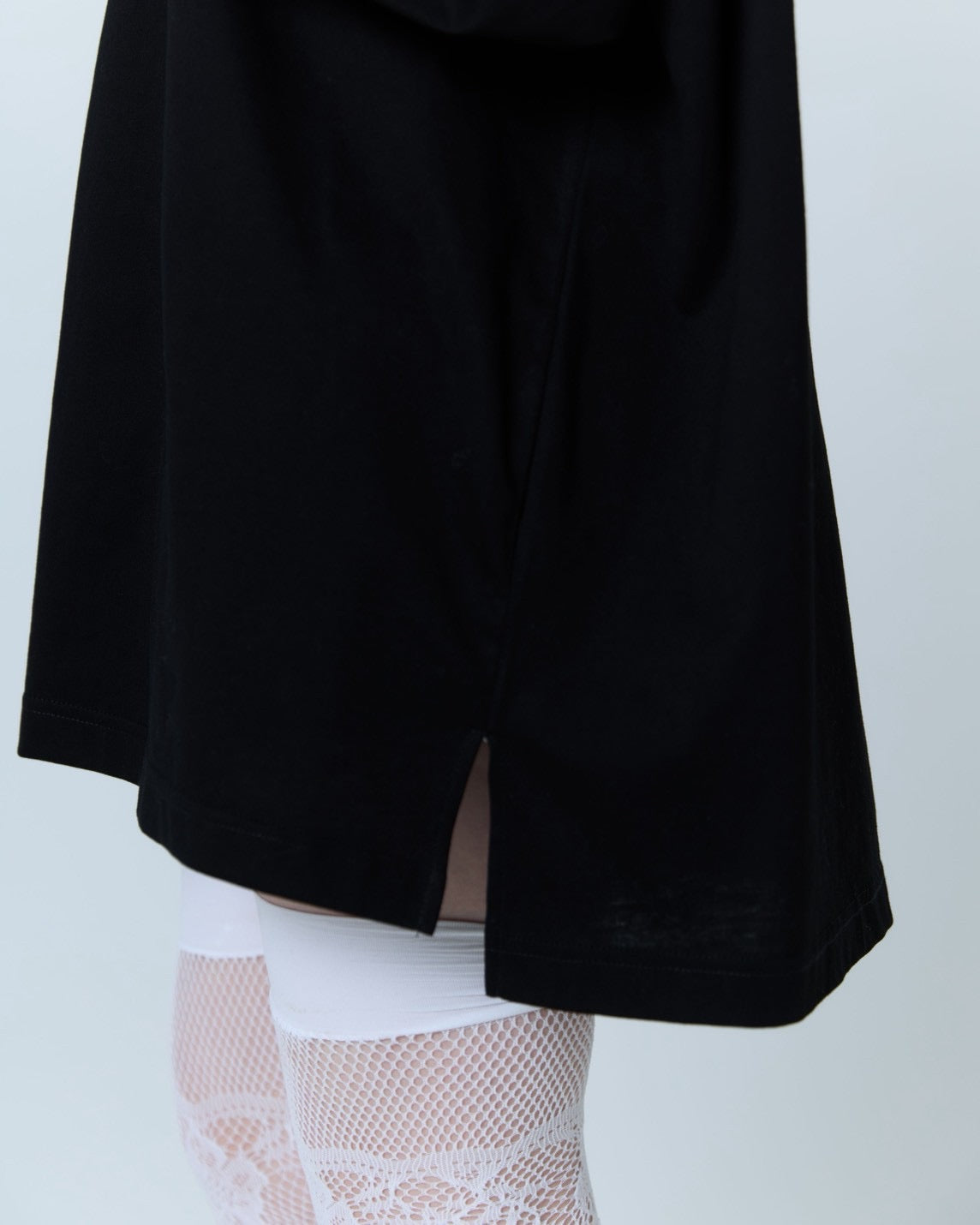 【Last1】Henley Neck Lace Top (Black)