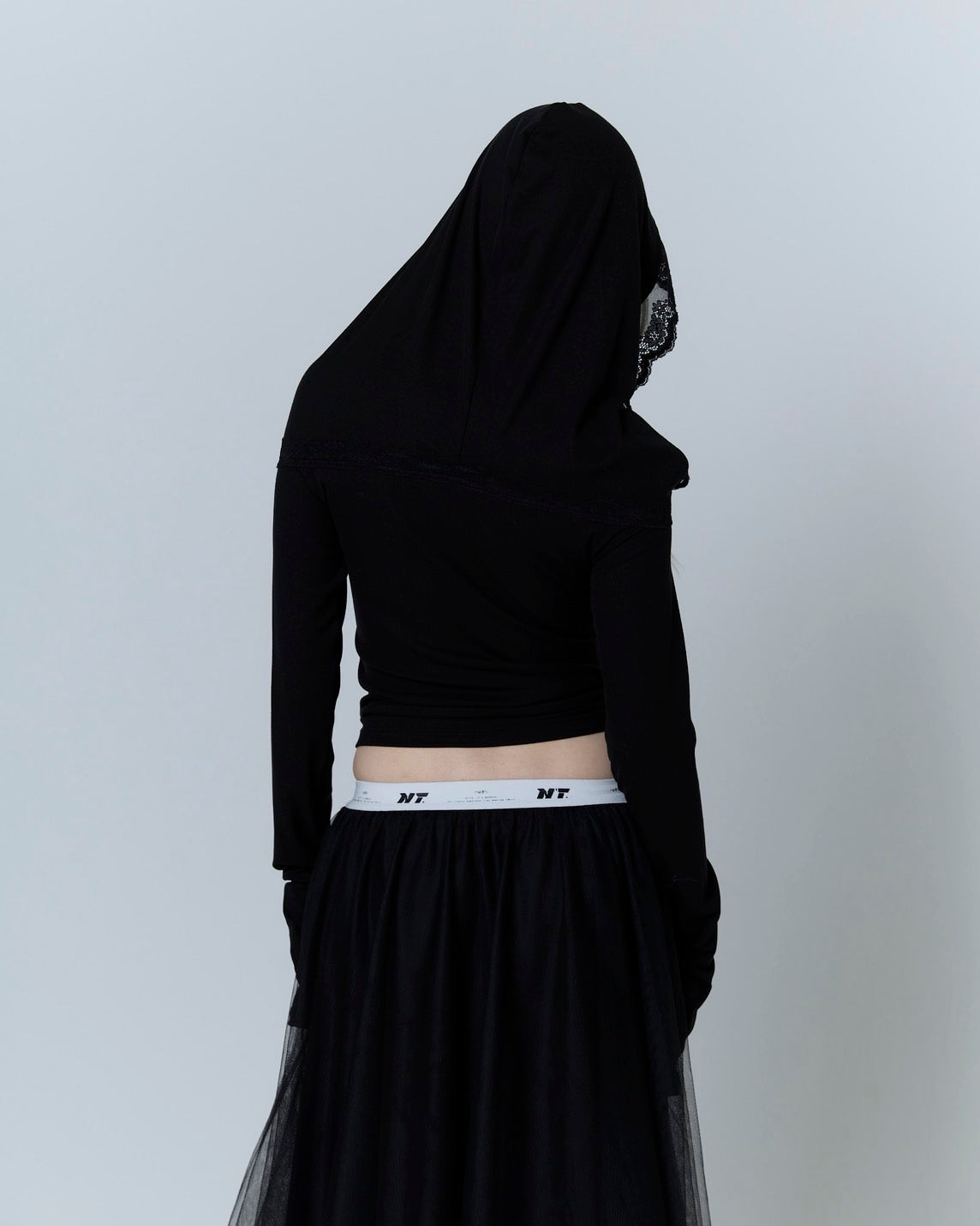 Veil Off-shoulder Top (Black)