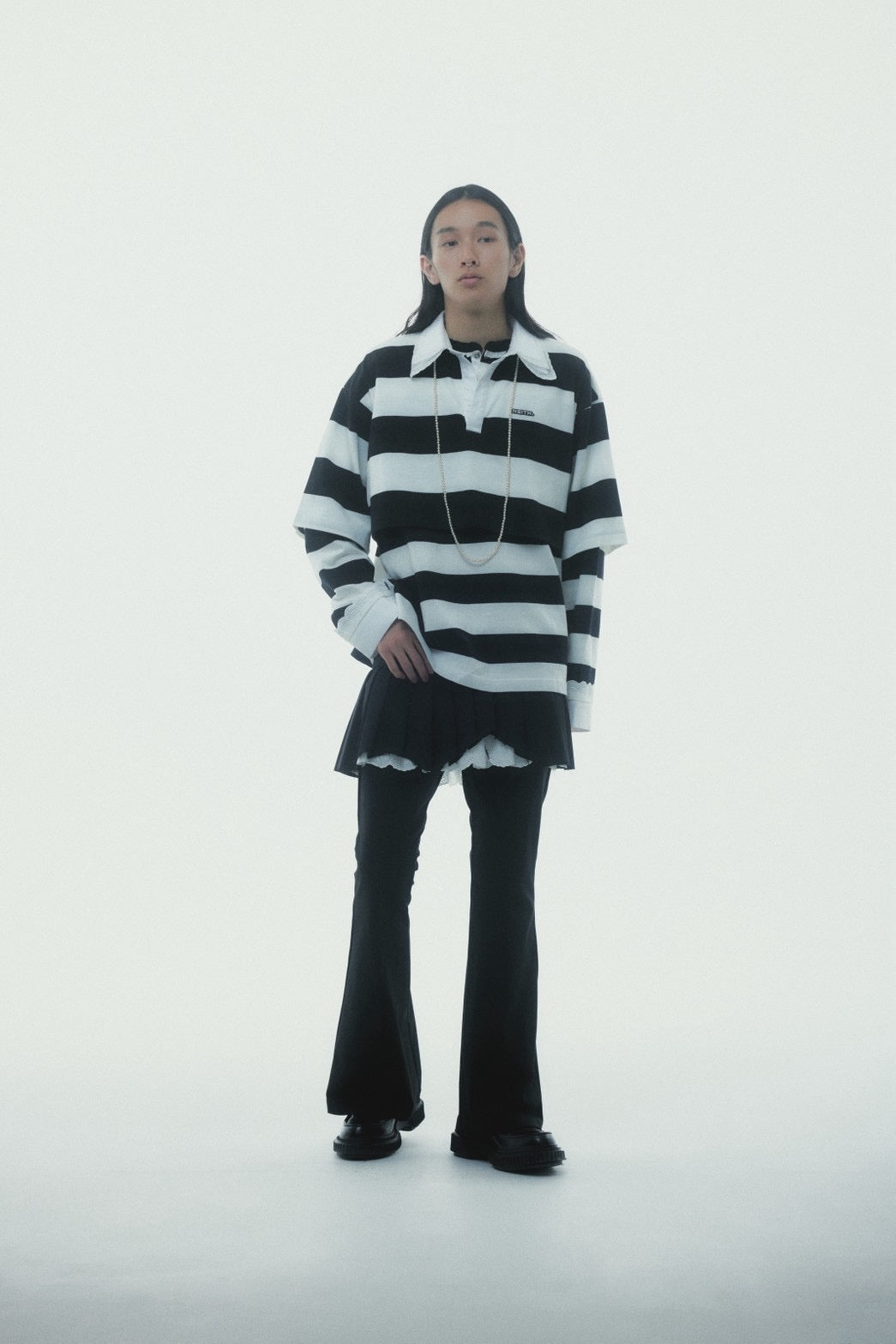【Last2】Henley Neck Lace Top (White×Black)