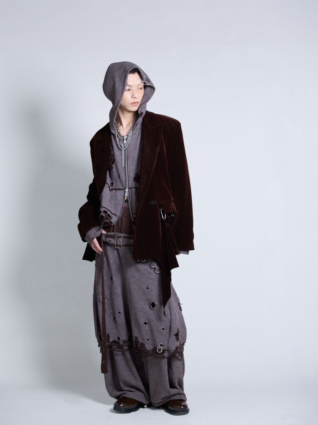【9月下旬】Carabiner Hoodie(Brown)