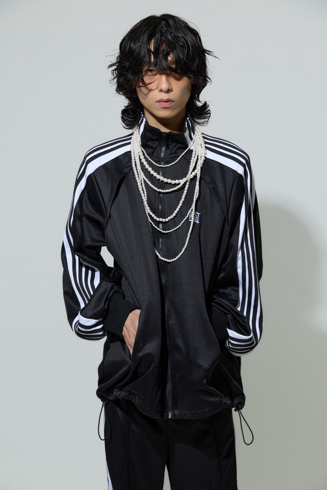 Angled Shape Track Jacket(Black)