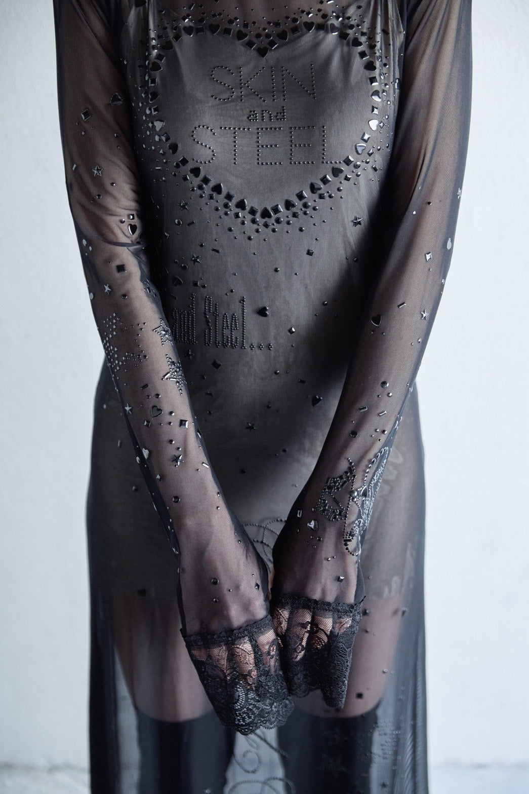 Metallic Sparkle Skin Dress(Black)