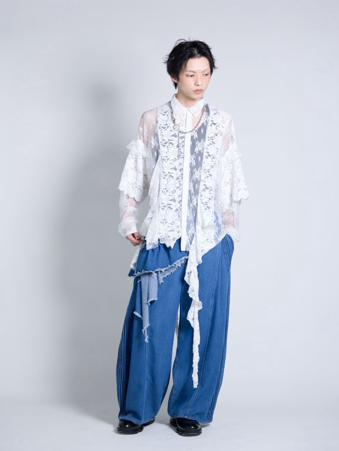 Flocky Lace Ruffle Shirts (Ivory)