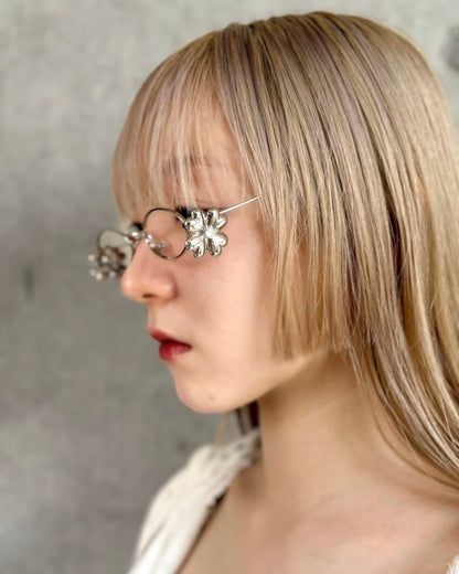 neith.(ネイス) | Eyewear Charm(Clover)
