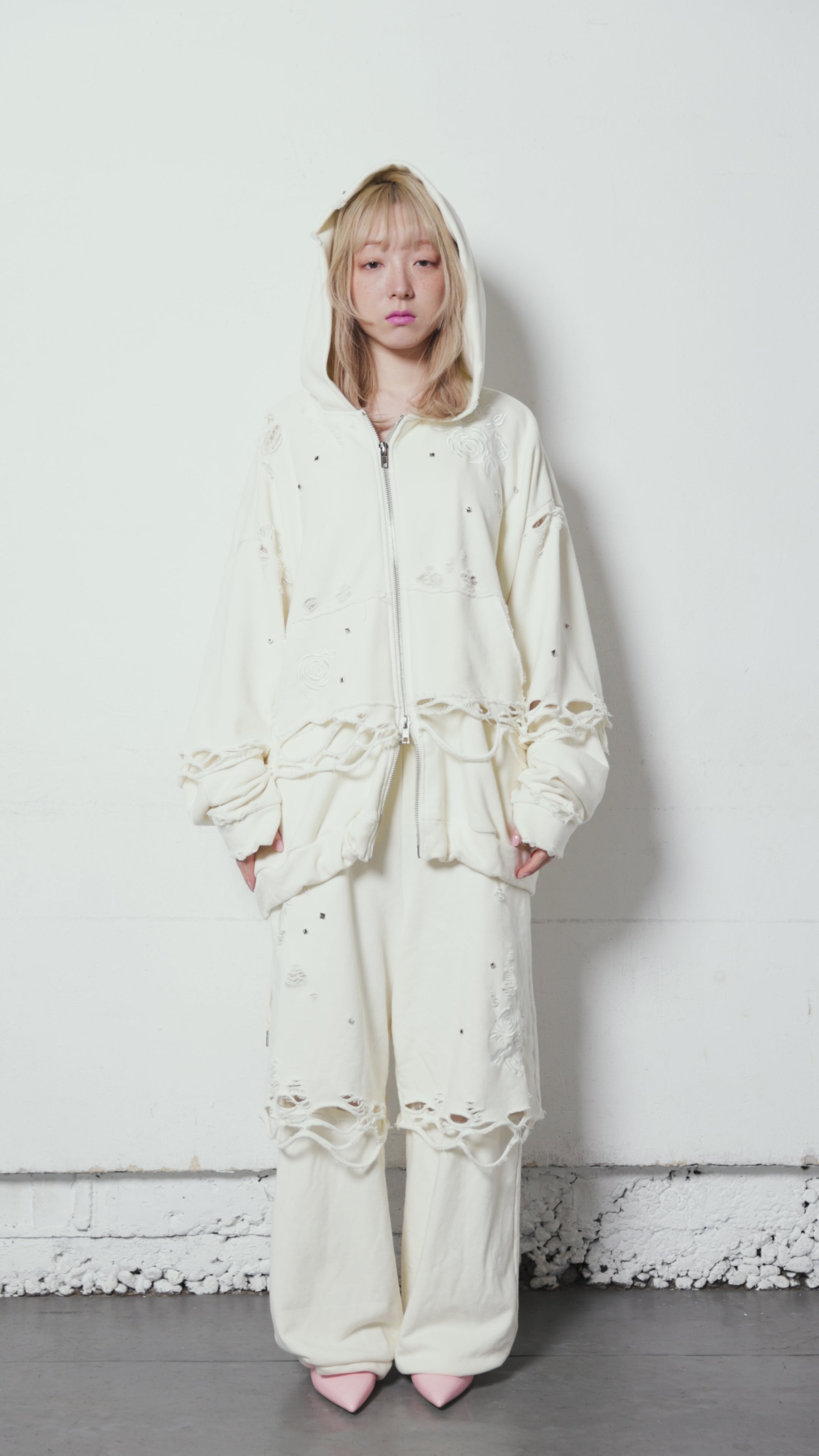 Rose Crush Hoodie(White) – neith.onlinestore