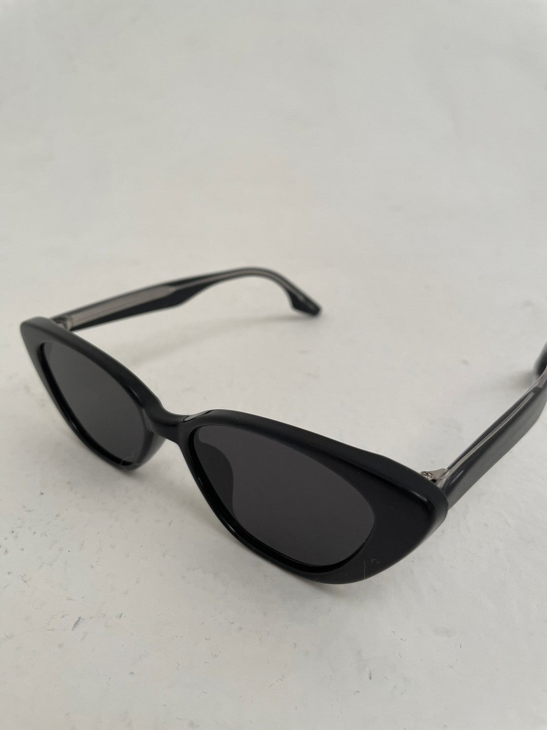 Angled Shape Glasses(Black)