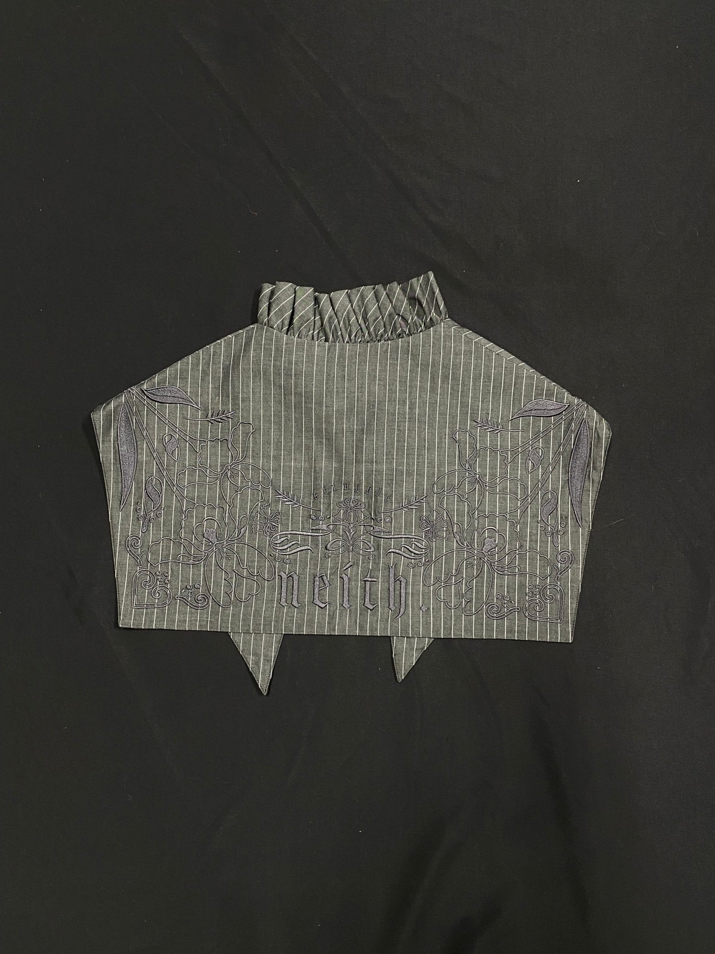 Shaga Embroidery Frill Collar(Gray)