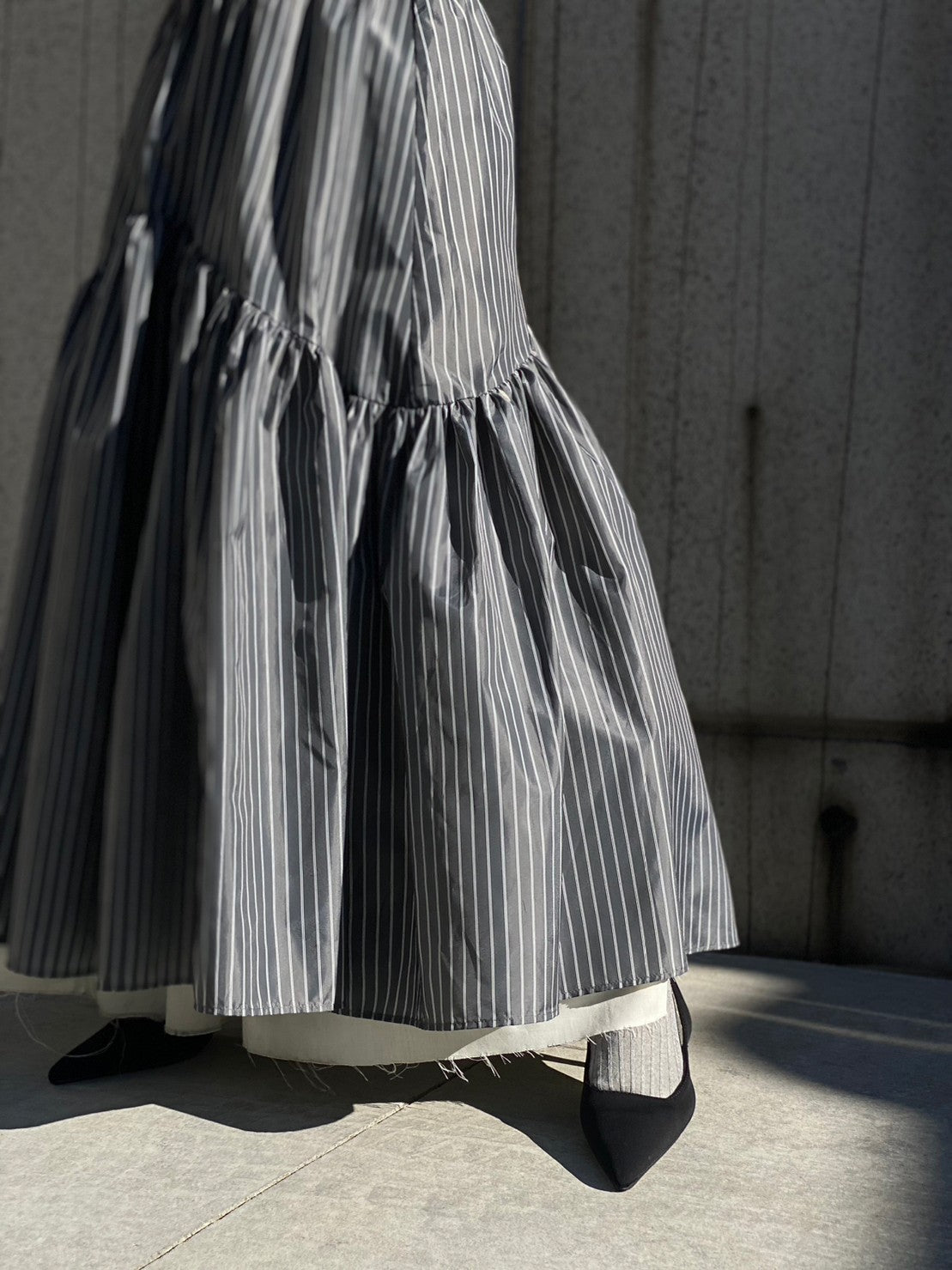 Stripe Taffeta Skirt(Gray) – neith.onlinestore