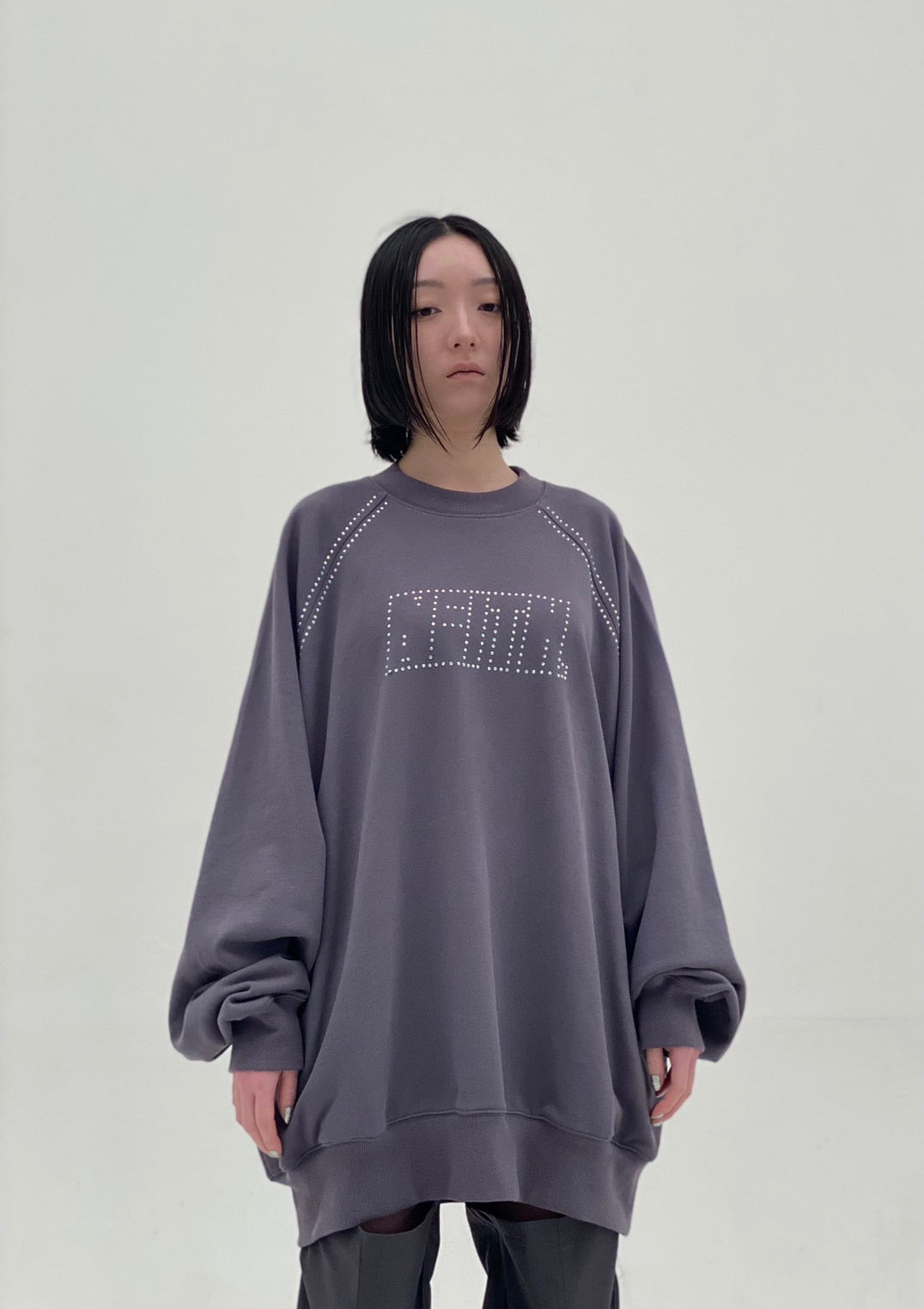 即納在庫有 neith. Rhinestone Long Sweat フィンガーホール | www